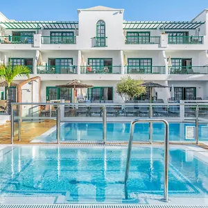 https://club-del-carmen.puertodelcarmen-hotels.org
