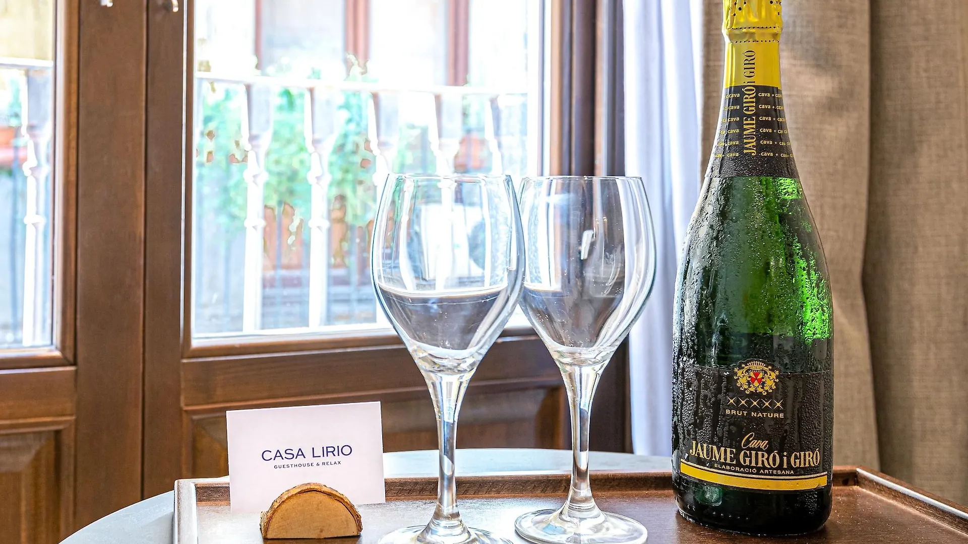 Hotel Casa Lirio Barcelona 2*,